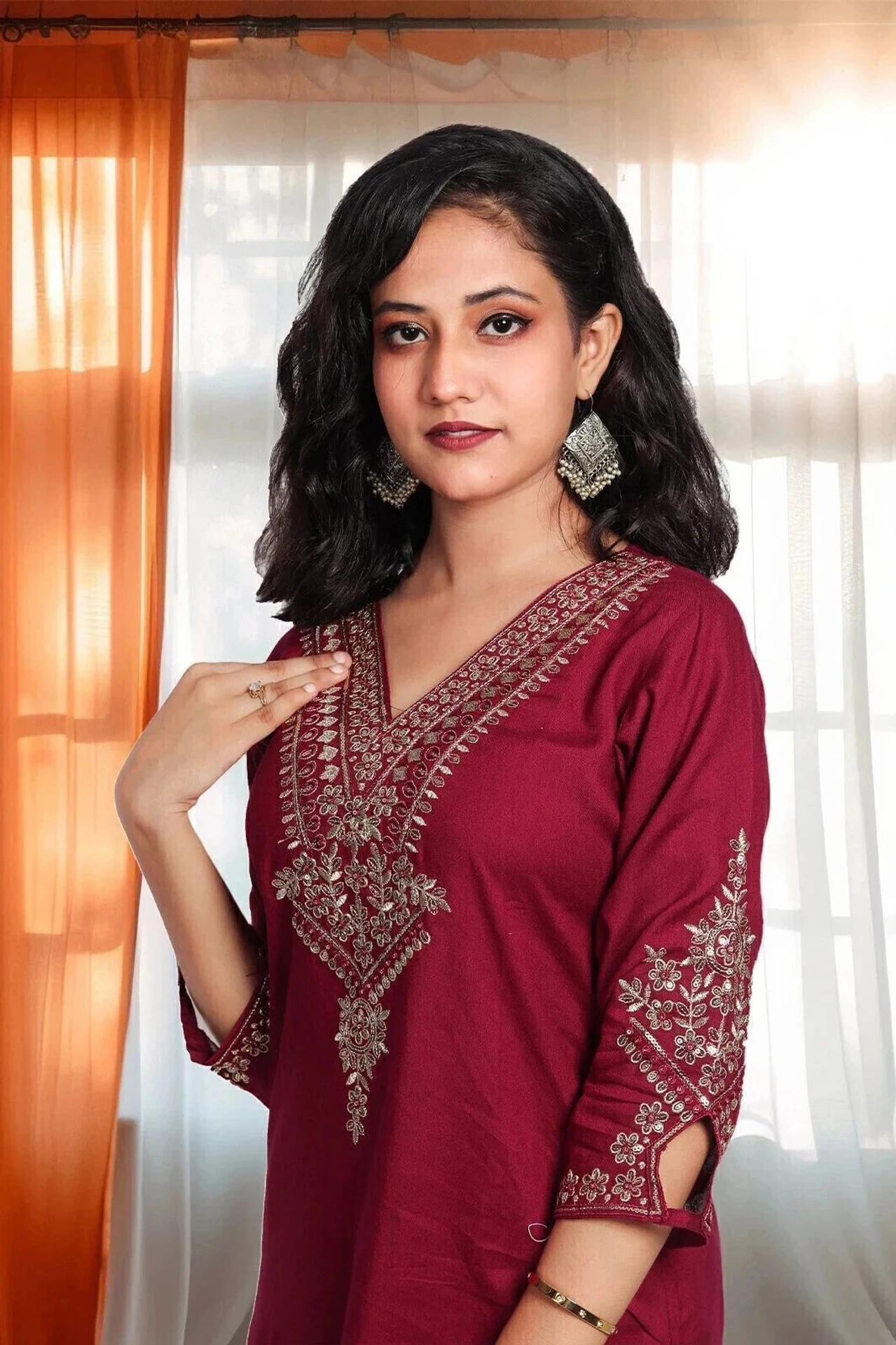 MAROON