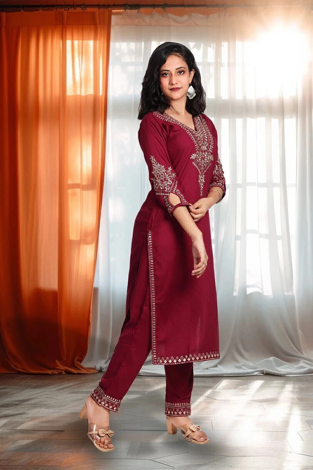 MAROON